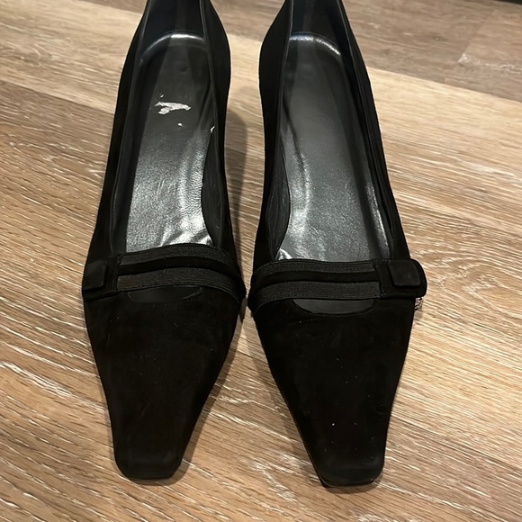 Stuart Weitzman Kitten heel velvet (Made in Spain) size 8 - Picture 5 of 8